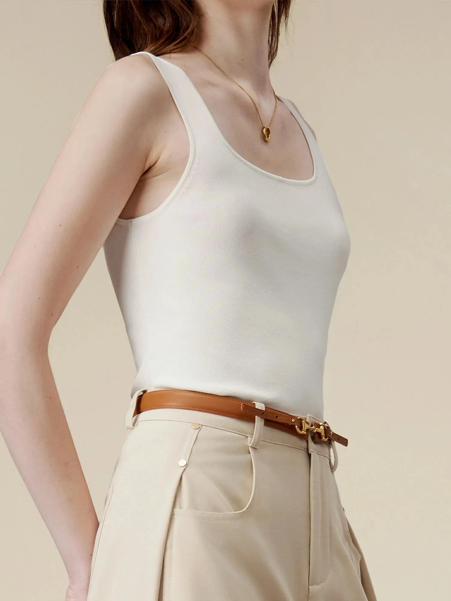 Amoretu Sleeveless Slim Fit Tank Tops