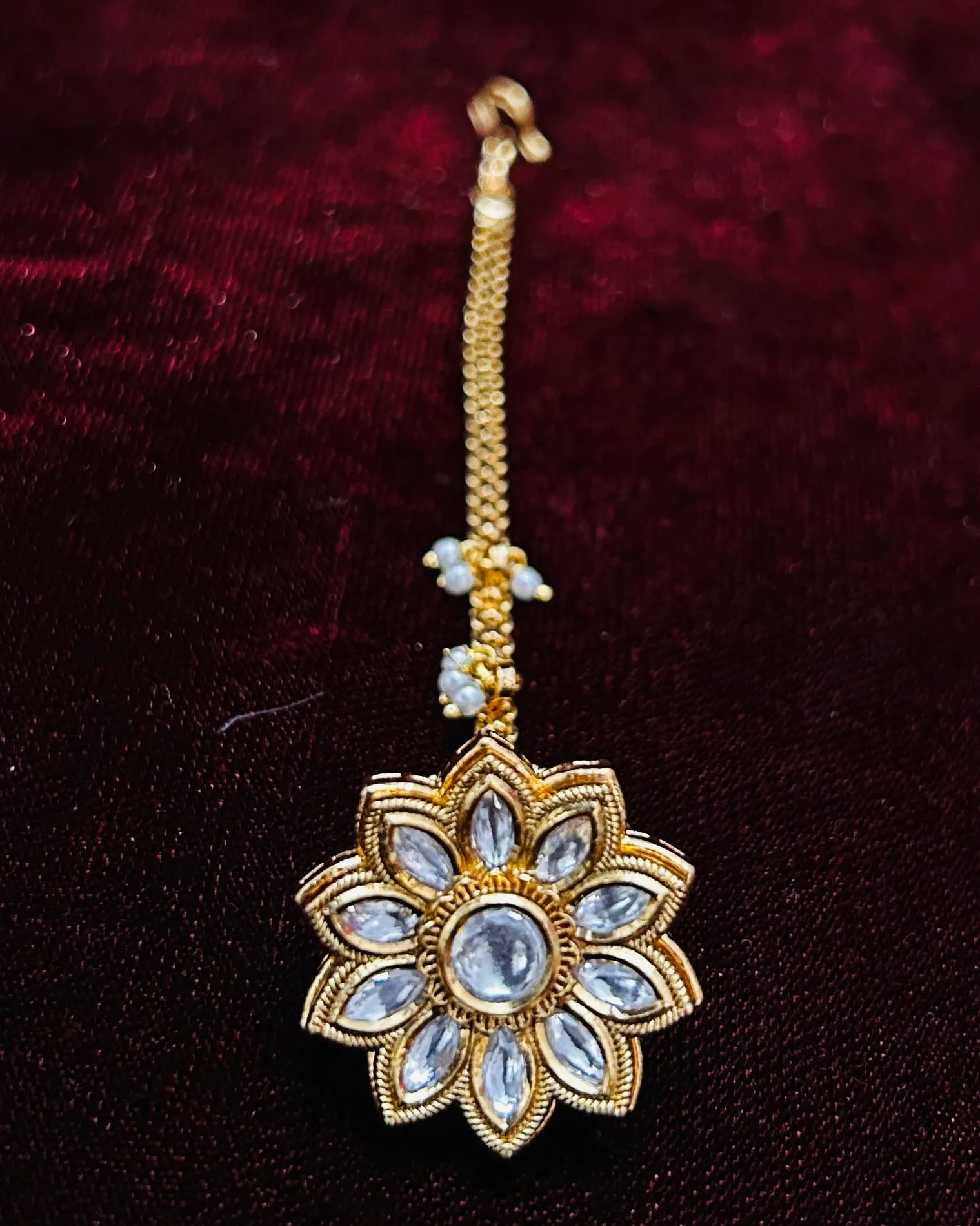 Designer Gold Plated Royal Kundan  Mangtikka for Bridal (D116)