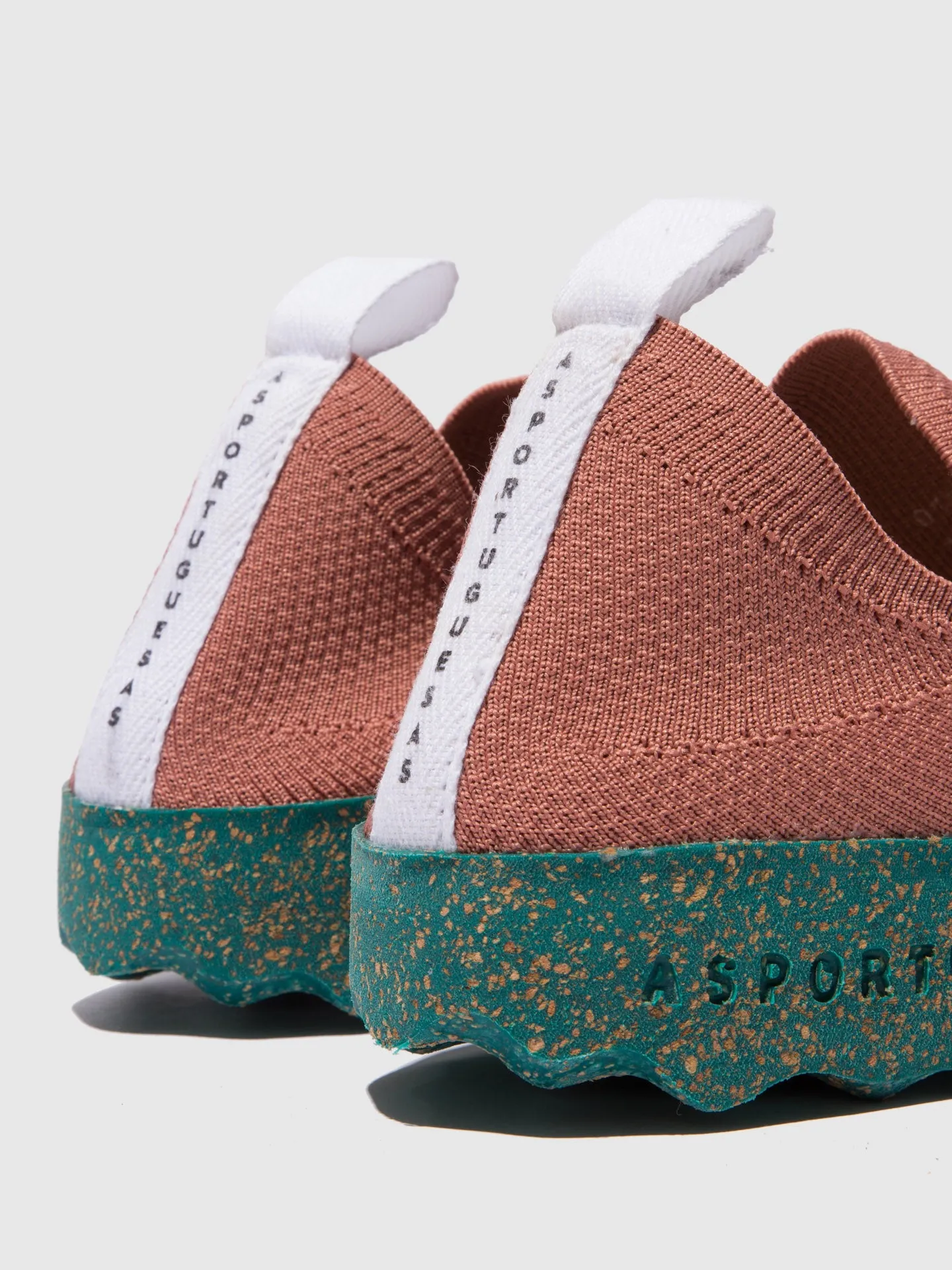 Elasticated Trainers CARE Redwood & S.café Stretch