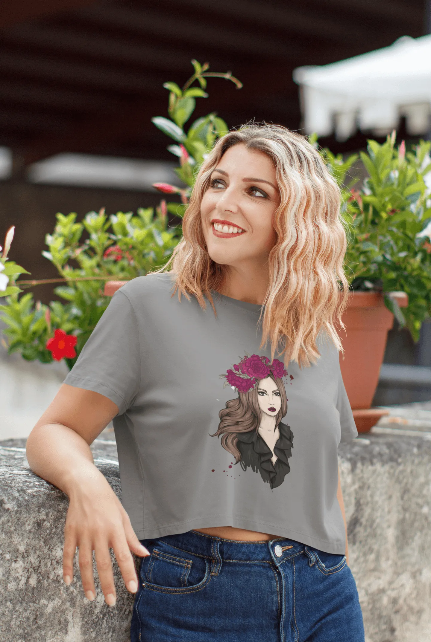 Elegance Chic Cropped Tee
