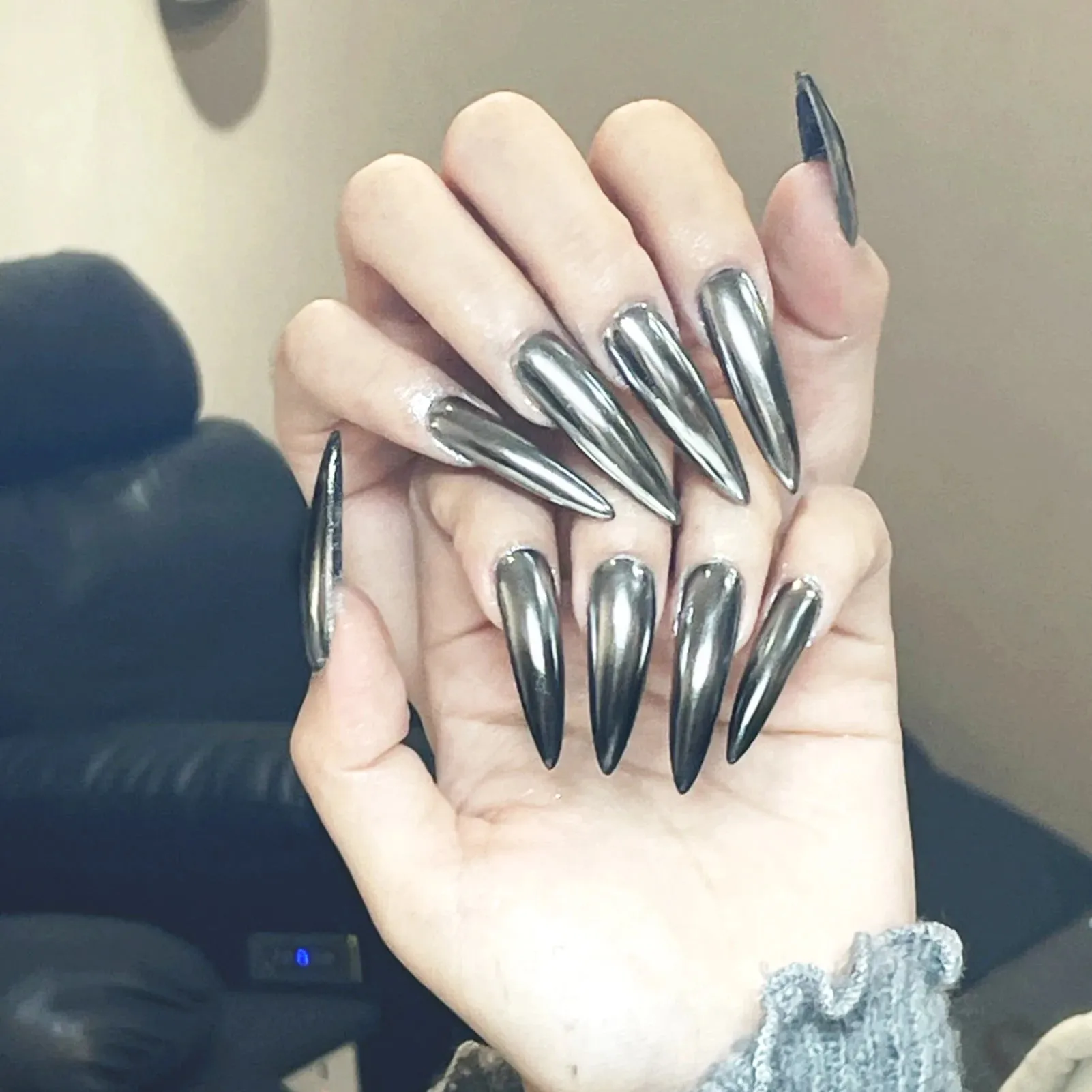 Glamourous Black Stiletto Press-Ons