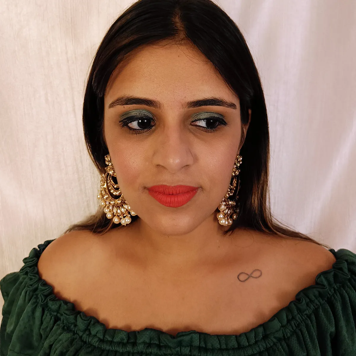 Gold Plated Beautifully Royal Kundan Beaded Earrings (E354)