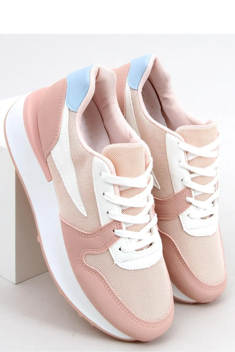 Sport Shoes model 165239 Inello
