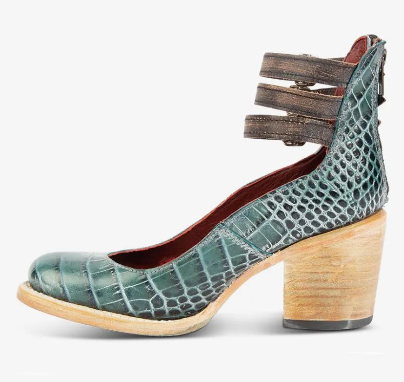 Sylis | Strapped Block Heel Shoes