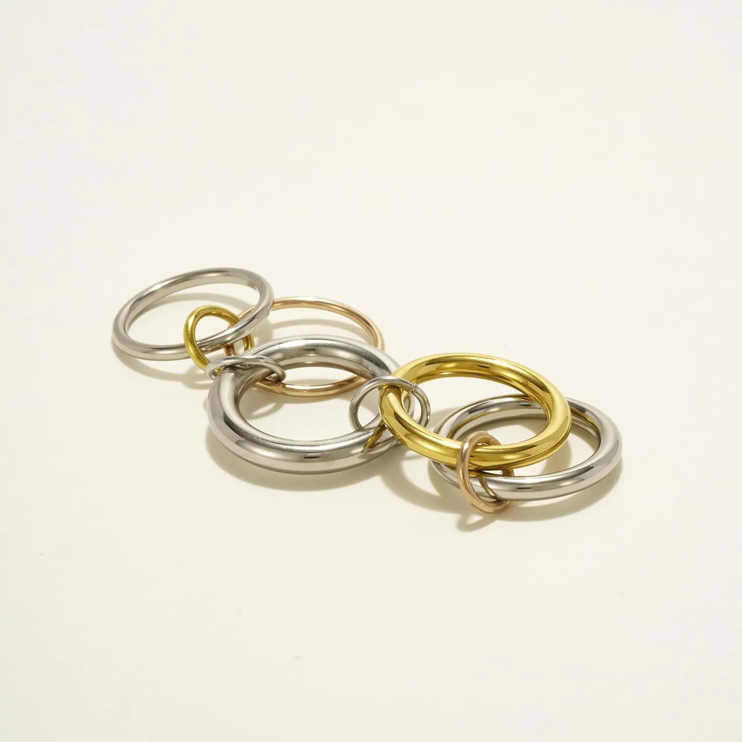 Trio Linked Ring, stackable Ring, Minimalism style for women, Never Tarnish