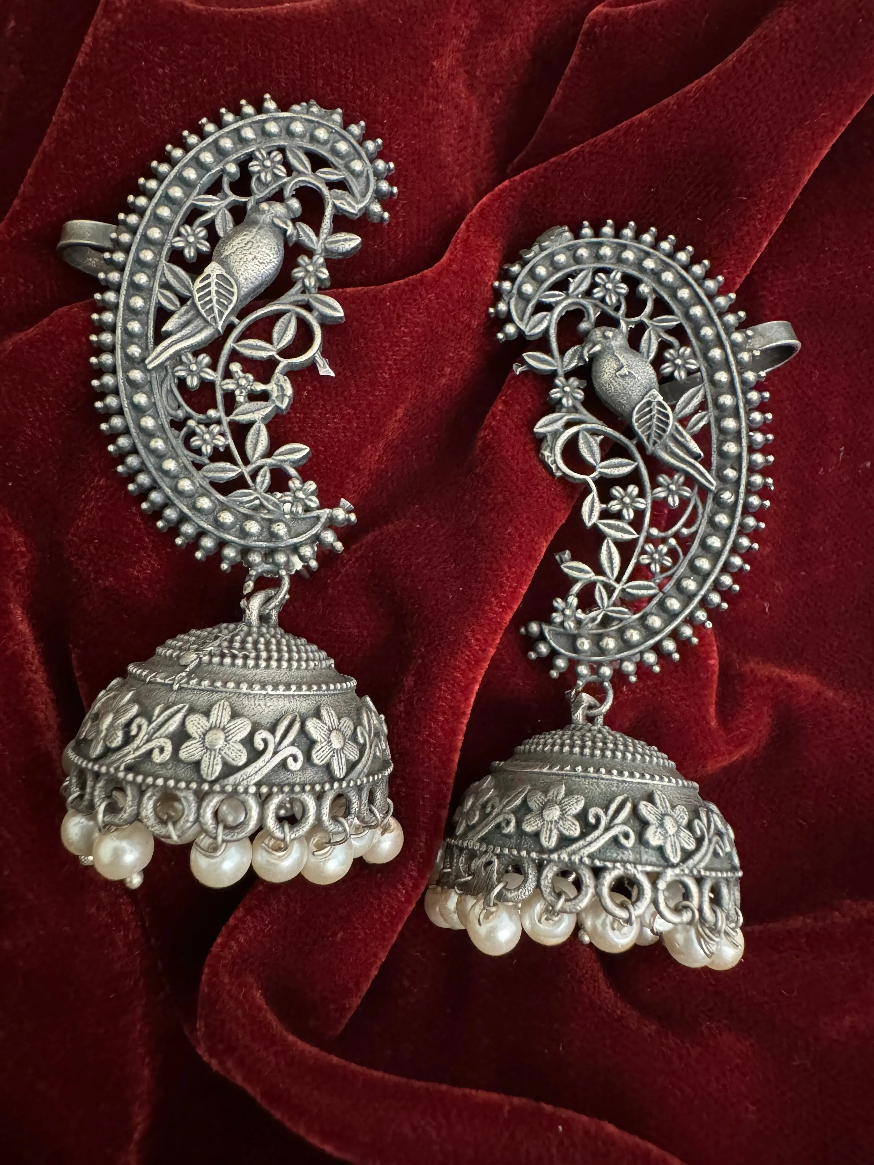 Zhumki Earcuffs
